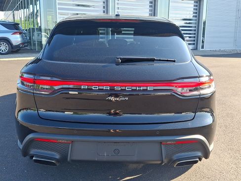 Used 2024 Porsche Macan AWD/4WD image 5