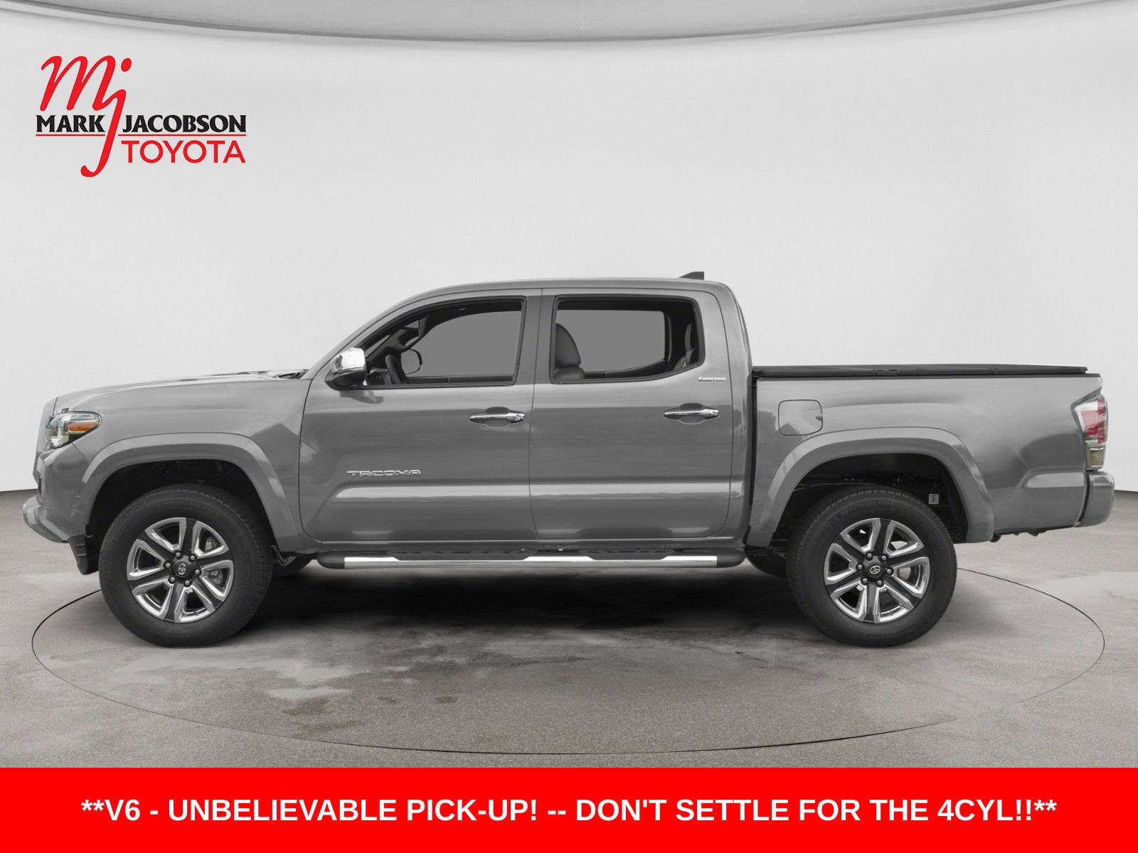 Used 2016 Toyota Tacoma Limited w/ Towing Package AWD/4WD image 4