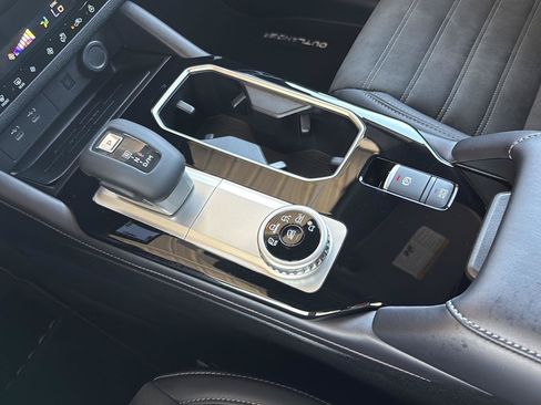 New 2026 Mitsubishi Outlander LE FWD image 19