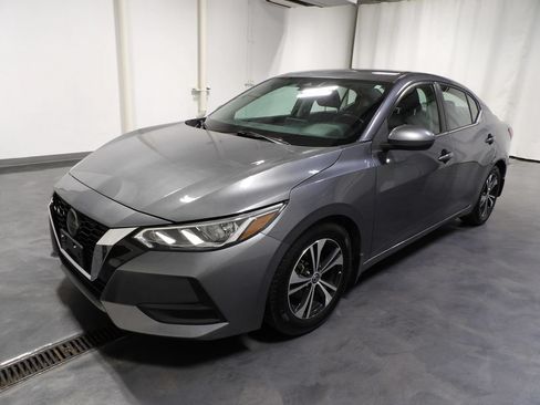 Used 2021 Nissan Sentra SV FWD image 3