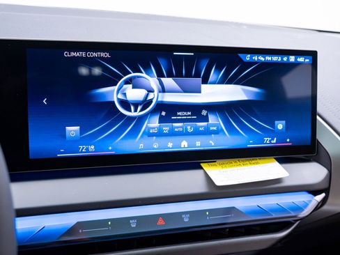 New 2026 BMW X3 xDrive30 w/ Premium Package AWD/4WD image 26