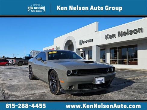 Used 2023 Dodge Challenger R/T w/ Blacktop Package image 1