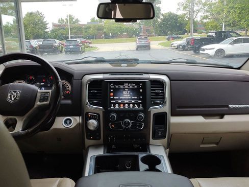 Used 2015 RAM 1500 Laramie w/ Convenience Group AWD/4WD image 21