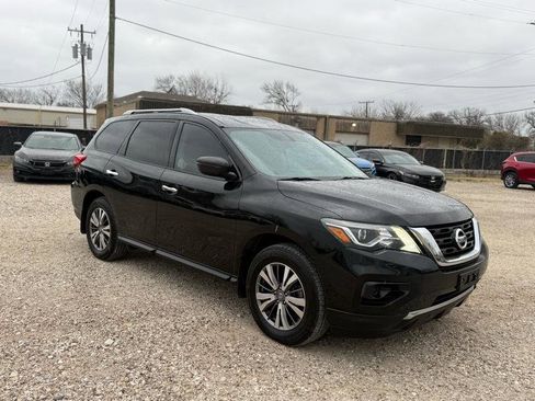 Used 2019 Nissan Pathfinder S AWD/4WD image 3