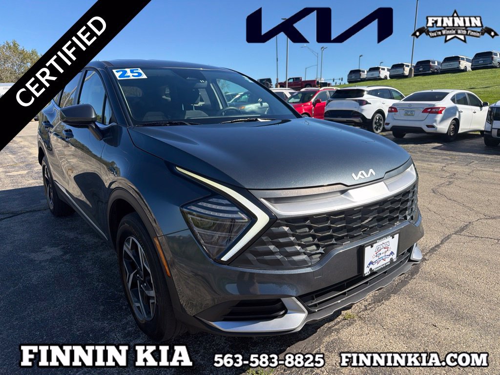 Certified 2025 Kia Sportage LX AWD/4WD image 1