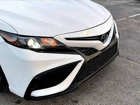 Used 2022 Toyota Camry SE image 33