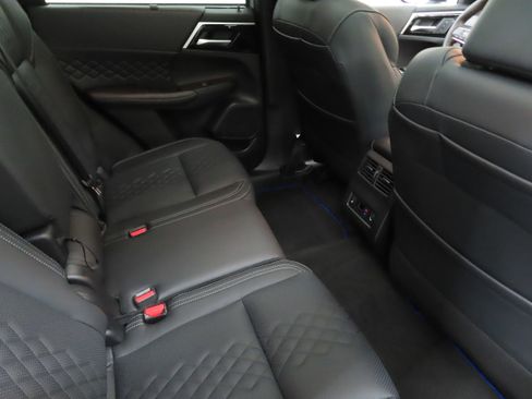 New 2025 Mitsubishi Outlander SEL Black Edition image 24