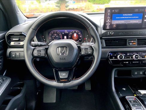 Used 2026 Honda Passport TrailSport Elite image 5