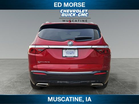 Used 2024 Buick Enclave Premium image 4