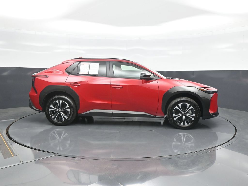 Used 2025 Toyota bZ4X AWD w/ Weather Package image 8