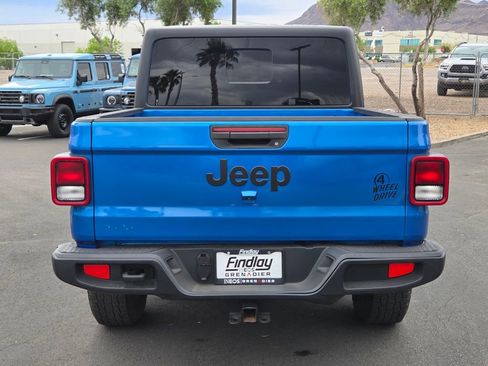 Used 2021 Jeep Gladiator Sport AWD/4WD image 5