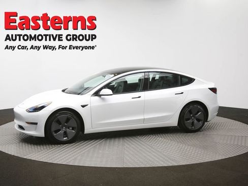 Used 2023 Tesla Model 3 Standard Range image 90