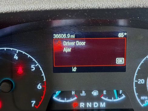 Used 2023 Ford Transit 350 XLT image 29