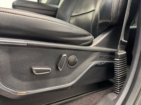 Used 2023 Ford F150 Lariat w/ Equipment Group 502A High image 14