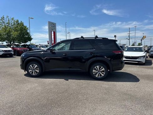 New 2026 Nissan Pathfinder SL AWD/4WD image 7