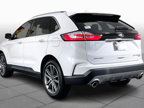 Used 2020 Ford Edge Titanium image 11