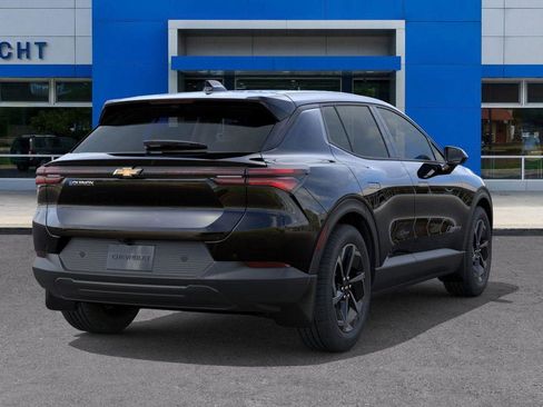 New 2026 Chevrolet Equinox EV LT image 4