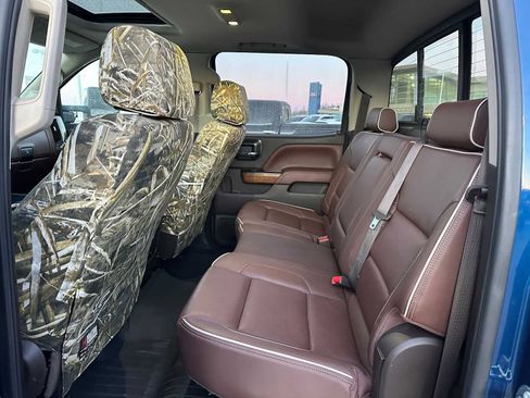 Used 2015 Chevrolet Silverado 3500 High Country w/ Duramax Plus Package image 16