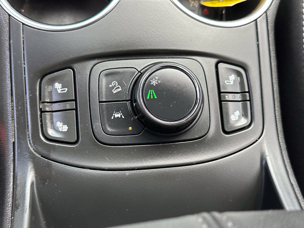 Used 2024 GMC Terrain SLT FWD image 30