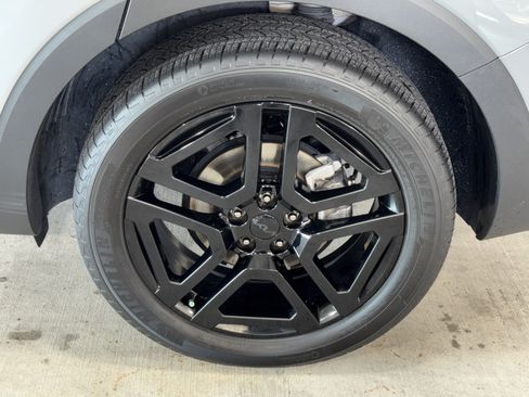 Used 2025 Kia Telluride SX Prestige X-Line AWD/4WD image 30