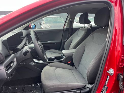 Used 2025 Kia K4 FWD image 35