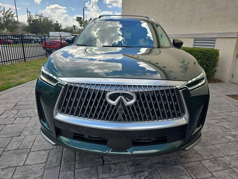 New 2026 INFINITI QX60 Luxe w/ Family Package image 2