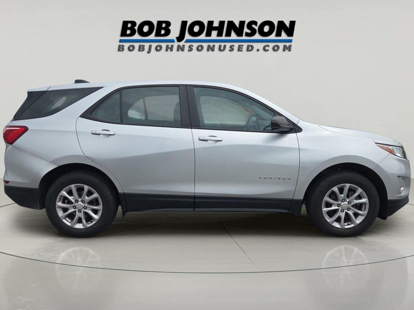 Used 2020 Chevrolet Equinox LS w/ LPO, Floor Liner Package AWD/4WD image 3