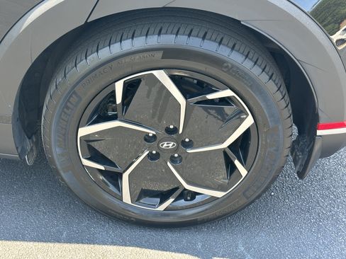 Used 2024 Hyundai Ioniq 5 SEL RWD image 18
