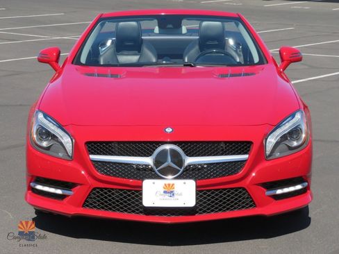Used 2013 Mercedes-Benz SL 550 image 29