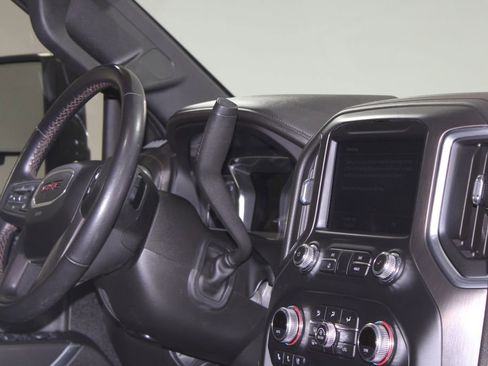 Used 2022 GMC Sierra 2500 AT4 w/ AT4 Preferred Package AWD/4WD image 32