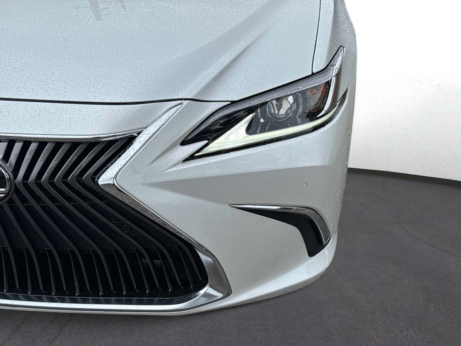 Used 2021 Lexus ES 350 w/ Premium Package FWD image 9