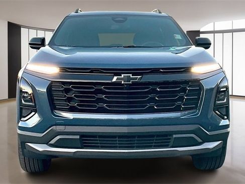 Used 2026 Chevrolet Equinox LT w/ Midnight Edition image 2