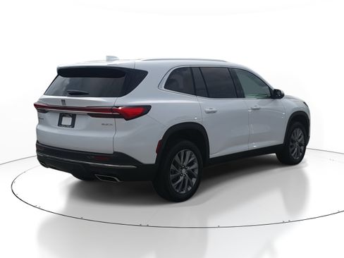 New 2025 Buick Enclave Preferred image 3