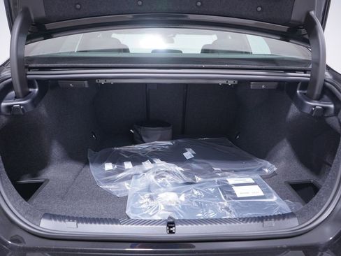 New 2026 BMW i5 eDrive40 w/ M Sport Package image 18