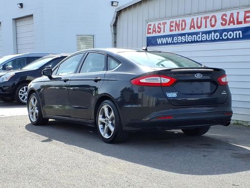 Used 2013 Ford Fusion SE image 3
