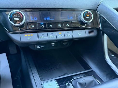 Used 2021 Hyundai Elantra SEL w/ Convenience + Premium Package FWD image 26
