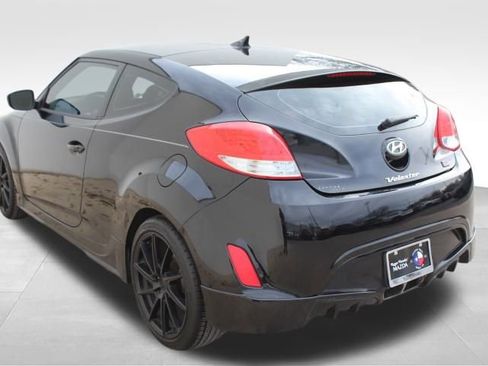 Used 2013 Hyundai Veloster RE:MIX Edition image 6