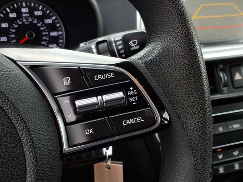 Used 2019 Kia Optima LX image 32