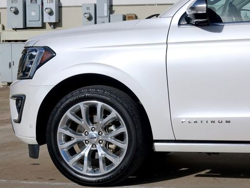 Used 2019 Ford Expedition Max Platinum image 24