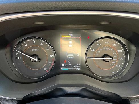 Used 2023 Subaru Crosstrek 2.0i Premium image 24