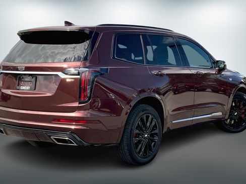 Used 2022 Cadillac XT6 Sport w/ Technology Package image 13