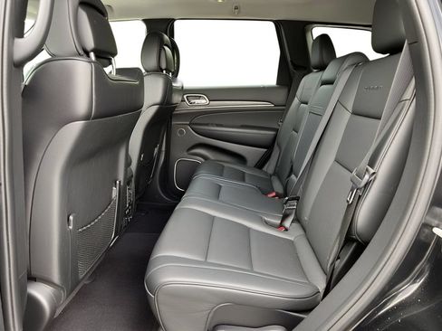 Used 2017 Jeep Grand Cherokee Summit AWD/4WD image 7