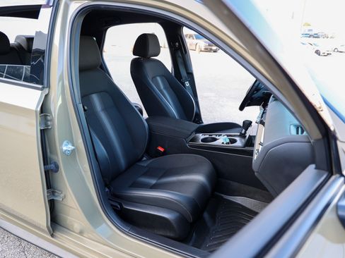 Used 2025 Honda Civic Sport image 37