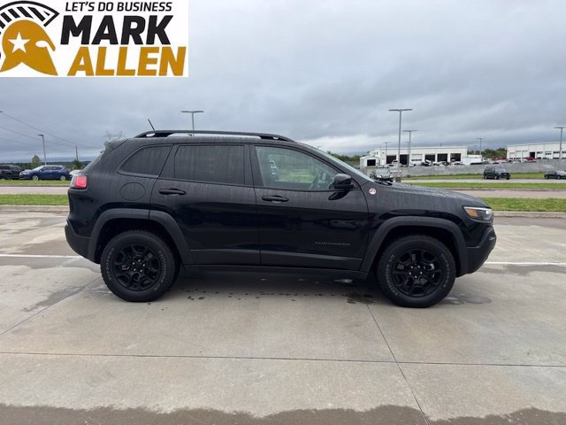 Used 2022 Jeep Cherokee Trailhawk w/ Trailer Tow Group AWD/4WD image 6