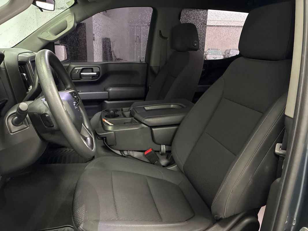 Used 2021 Chevrolet Silverado 1500 Custom w/ Safety Confidence Package AWD/4WD image 8
