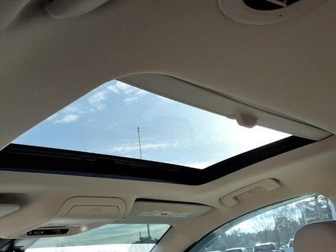 Certified 2023 GMC Acadia Denali w/ Denali Ultimate Package image 25