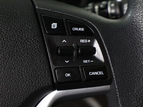 Used 2019 Hyundai Tucson SE FWD image 36