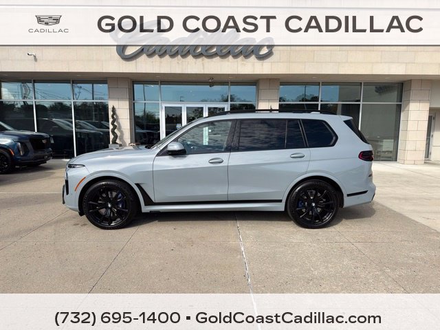 Used 2024 BMW X7 xDrive40i w/ Executive Package AWD/4WD image 2