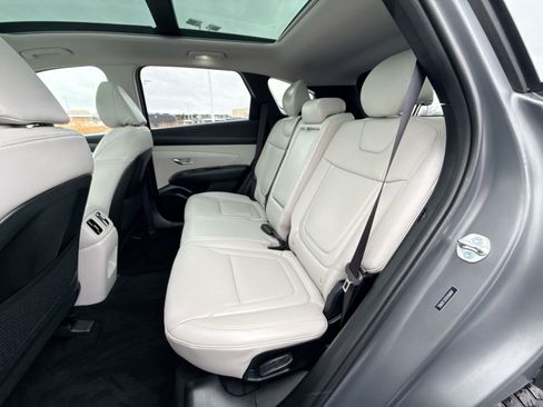 Used 2025 Hyundai Tucson Limited image 27