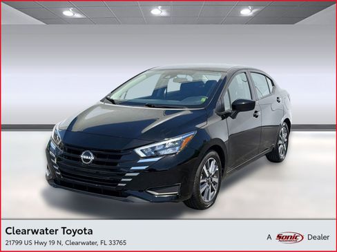 Used 2025 Nissan Versa SV FWD image 1